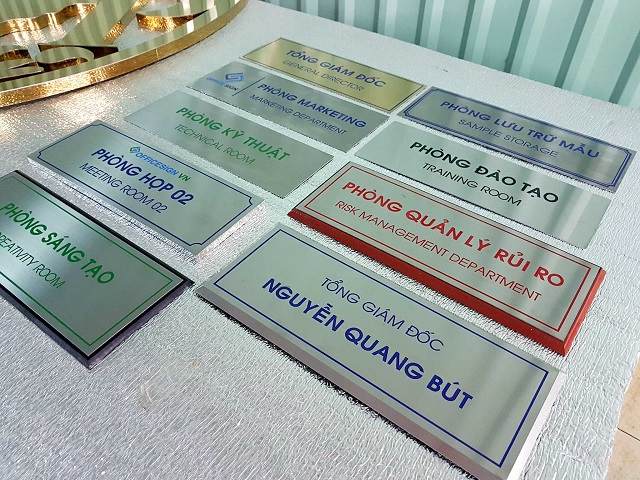 Bảng tên, số phòng mẫu 006