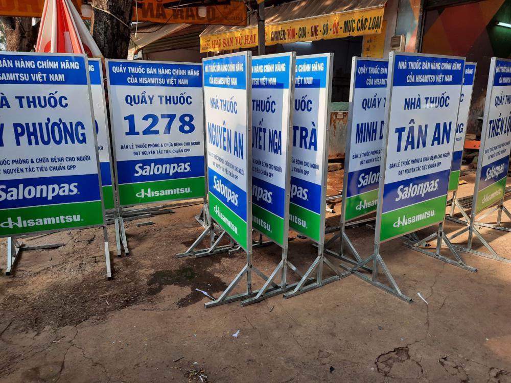 Bảng alu decal 2 mặt có chân 002